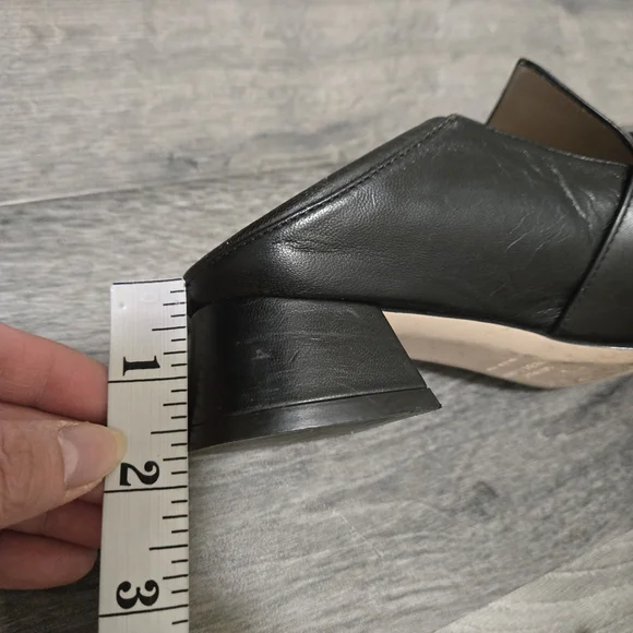 Stuart Weitzman Black Leather Crystal Embellished Mule Heels Slip-On Loafers 5.5 - Picture 13 of 15